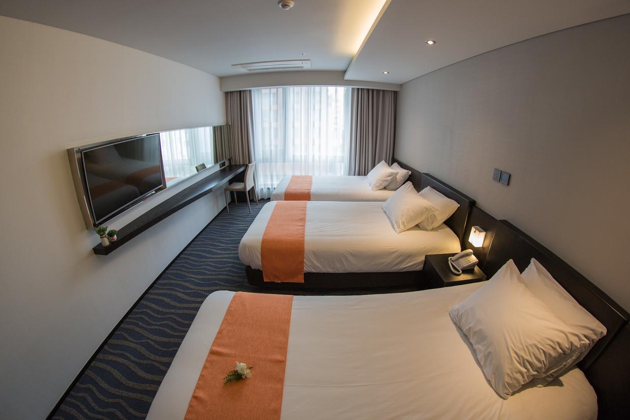 Gloucester Hotel Jeju Dış mekan fotoğraf