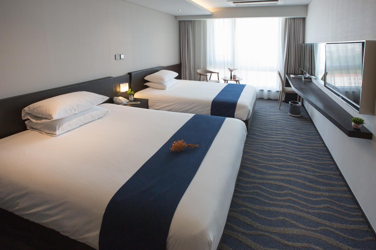 Gloucester Hotel Jeju Dış mekan fotoğraf